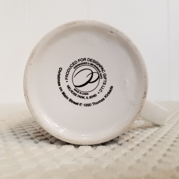 Thomas Kinkade Christmas Town Coffee Mug - Picture 7 of 8